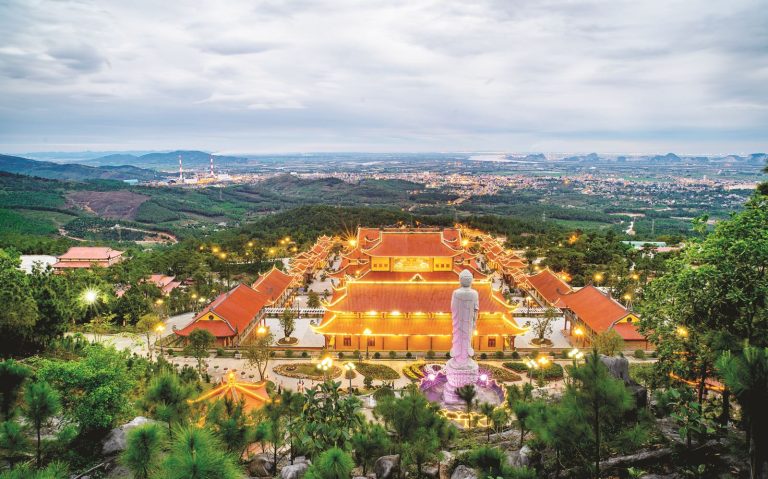 Chùa Ba Vàng – Côn Sơn – Kiếp Bạc 1 ngày