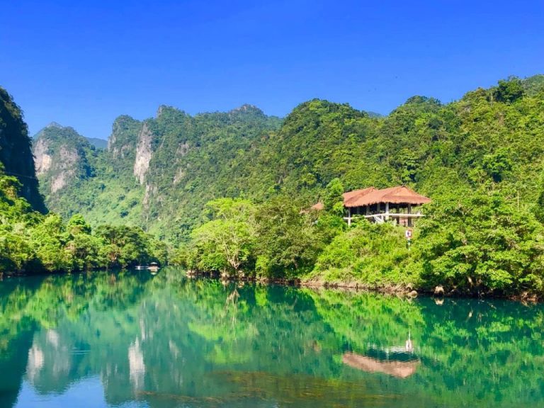Thăm Quan Động Thiên Đường – Thung Lũng Hava 1 ngày