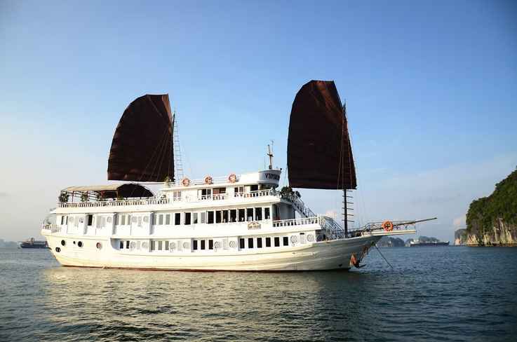 Du thuyền V’Spirit 3 ngày 2 đêm